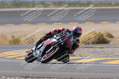 media/Oct-08-2022-SoCal Trackdays (Sat) [[1fc3beec89]]/Turn 14 (1050am)/